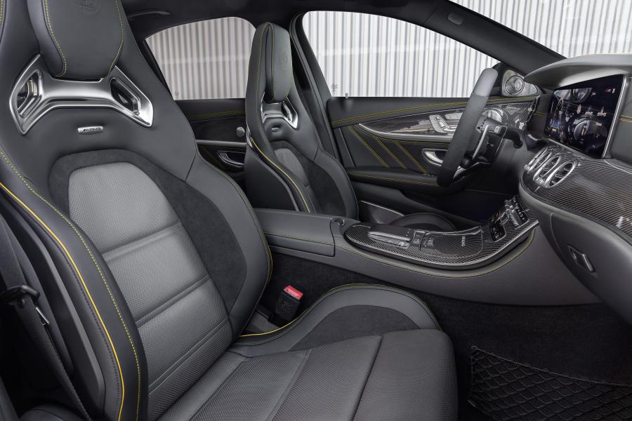 Интерьер Mercedes-AMG E63 S 4Matic+ (W213) 2020 года  (WW) (фото 20 из 35)
